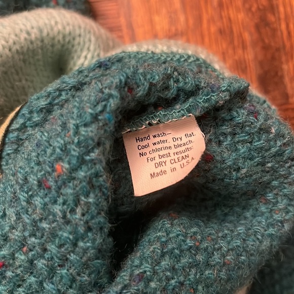 ALPS Rugged Outdoors Ladies Vintages Knit Sweater Made in New England - Picture 8 of 8